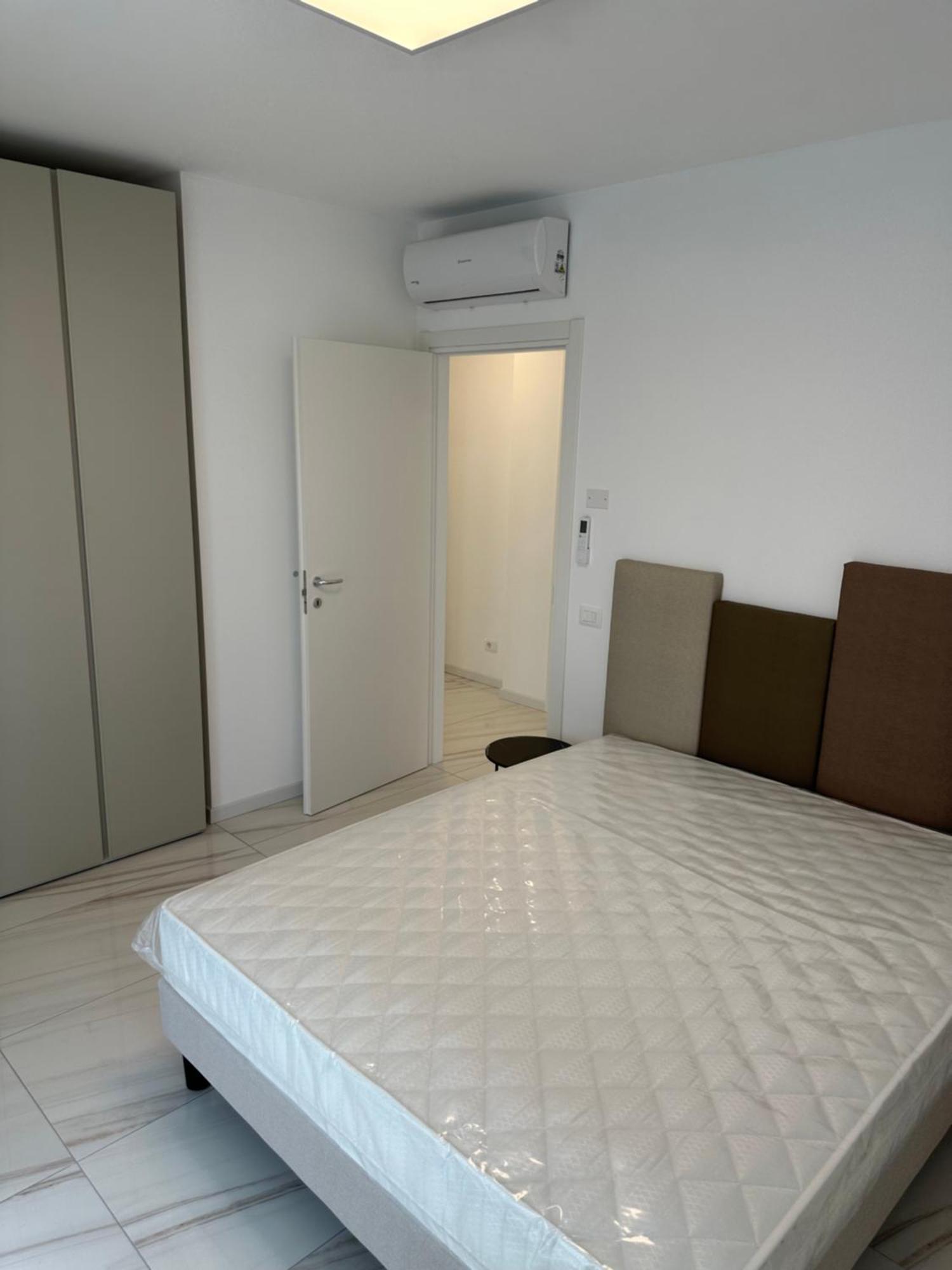 Beach Palace With Small Swimming Pool, Private Beach, Parking Lido di Jesolo Exterior photo